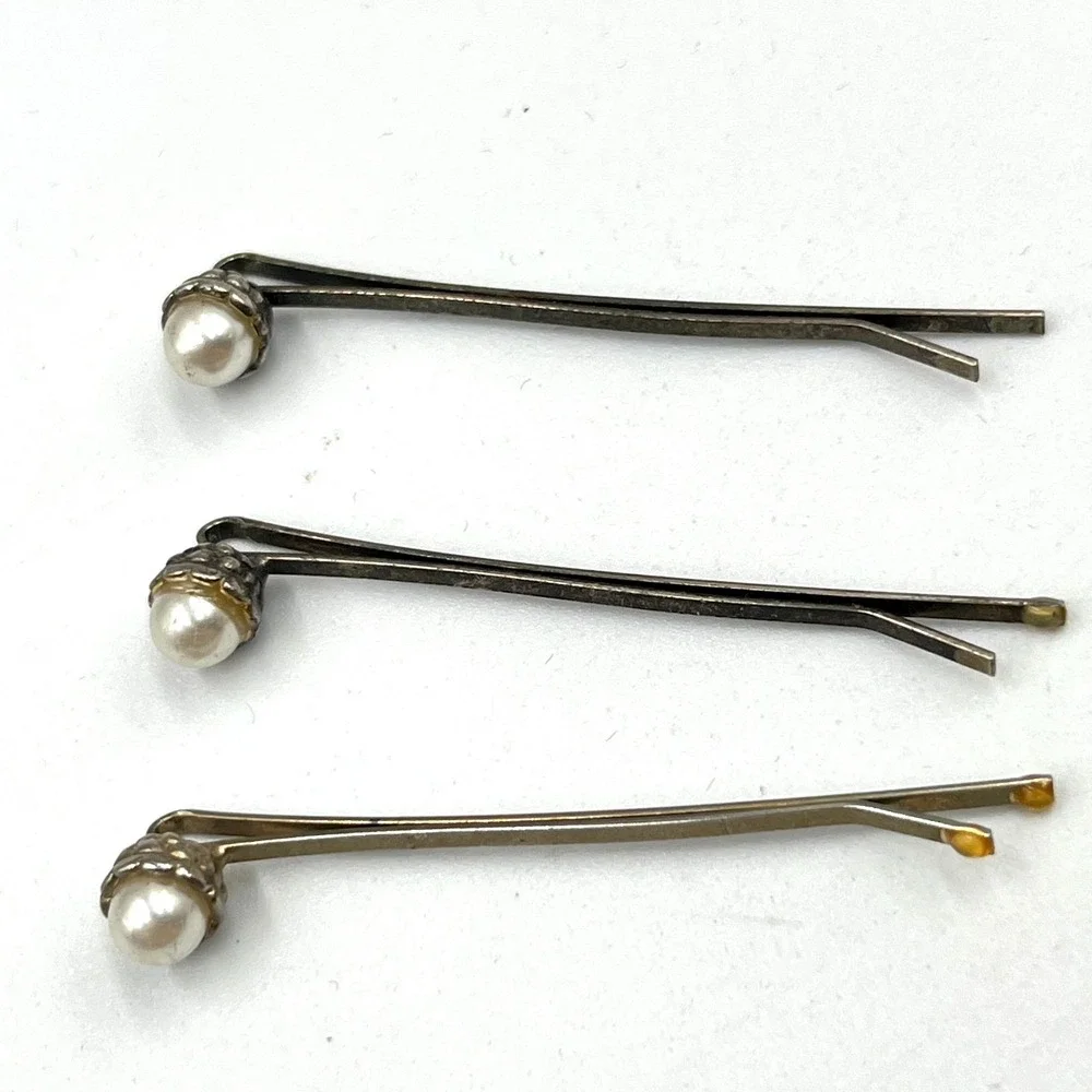 Vintage Faux Pearl Silver Tone Bobby Pin Hair Clip Set (3pc) Retro Y2K Style